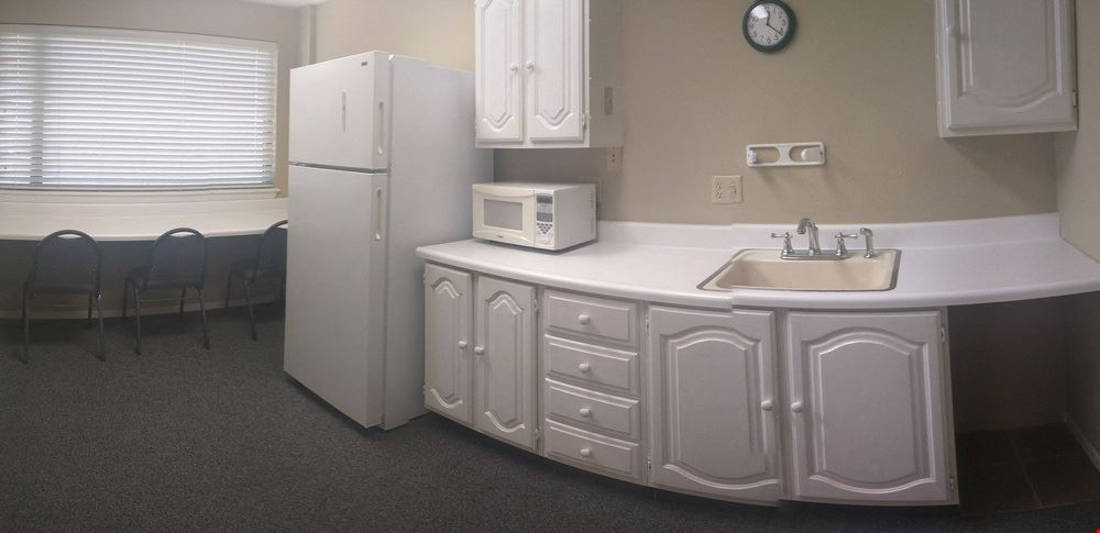 2401 Tee Circle, Suite 203