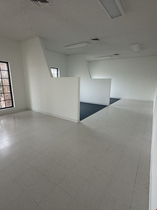 Airport Business Center