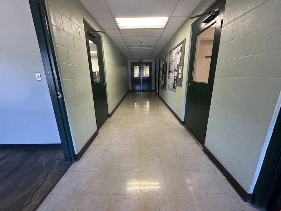 23,197 SQ.FT. INDUSTRIAL BUILDING ON 4 ACRES