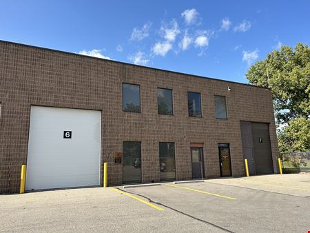 Preview of commercial space at 1338 36 Avenue Northeast