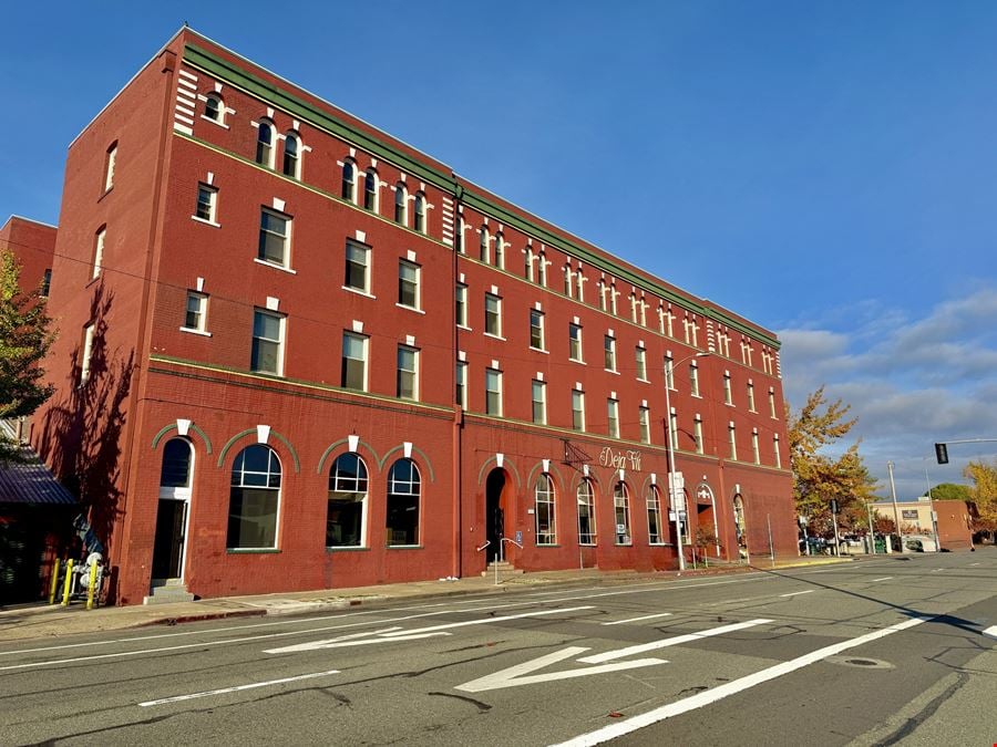 High Exposure Retail Space in Historic Lorenz Hotel