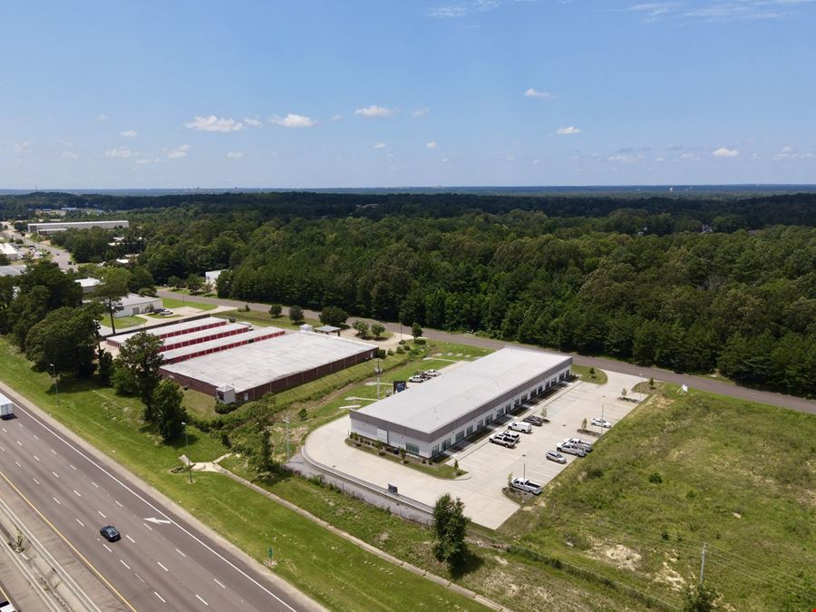 185 Country Place Parkway