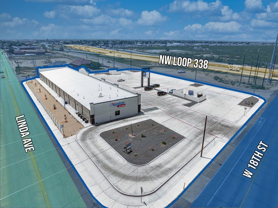 Modern Retail Strip Center in Desirable Location