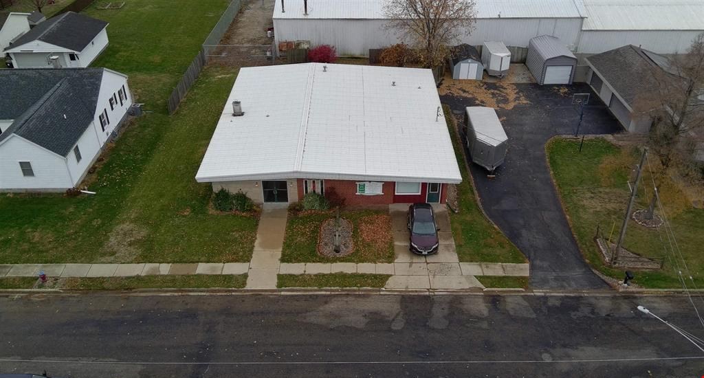 533 W Main St