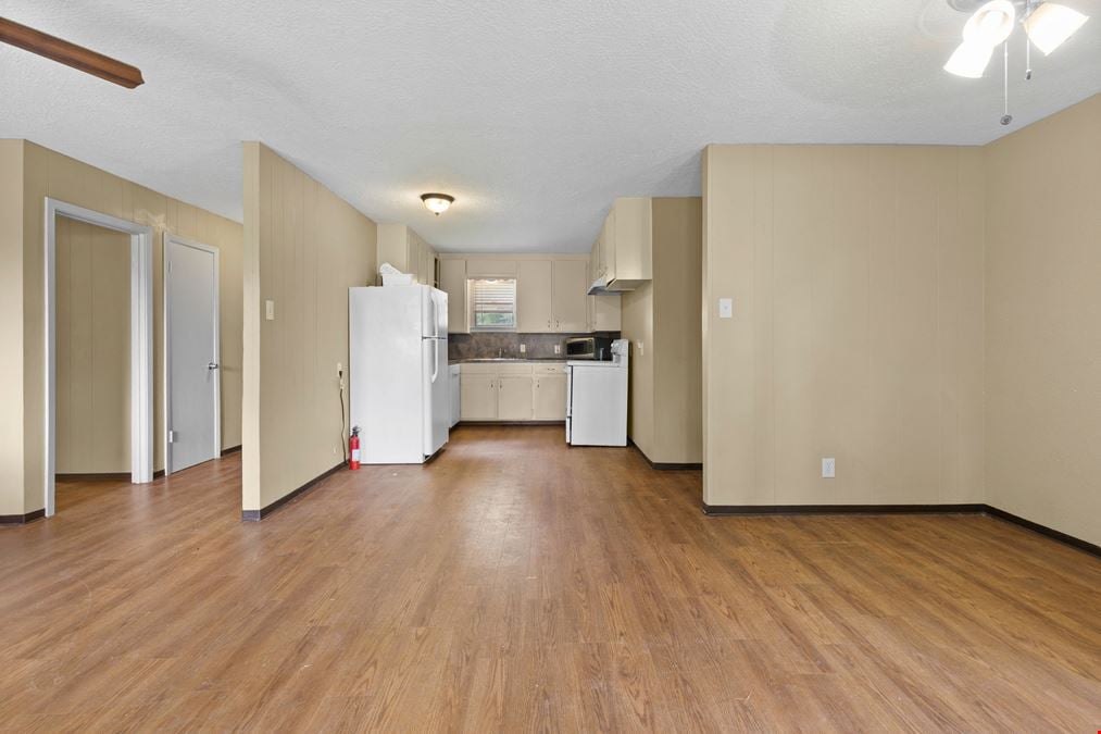 10973 Longstreet Rd