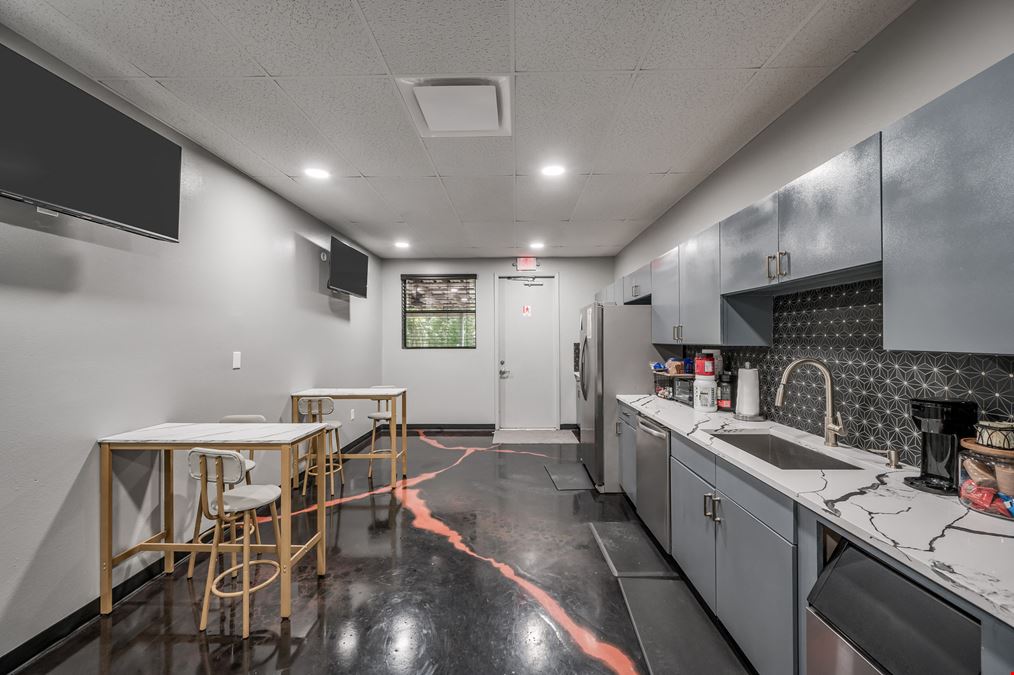 I-45 Office for Sale