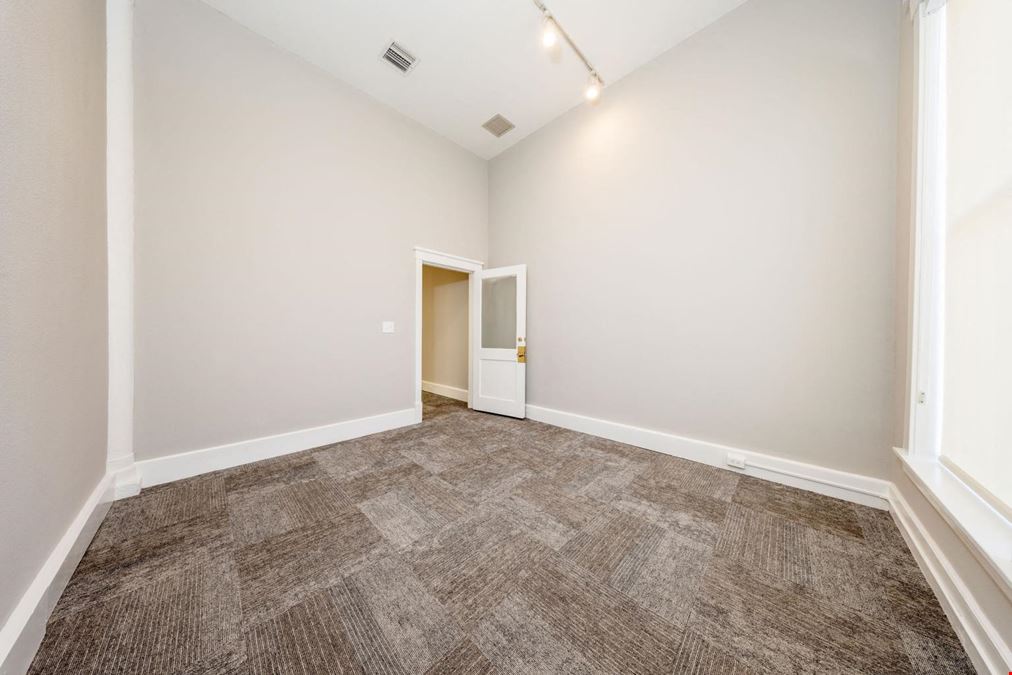 121 E 1st street Sanford