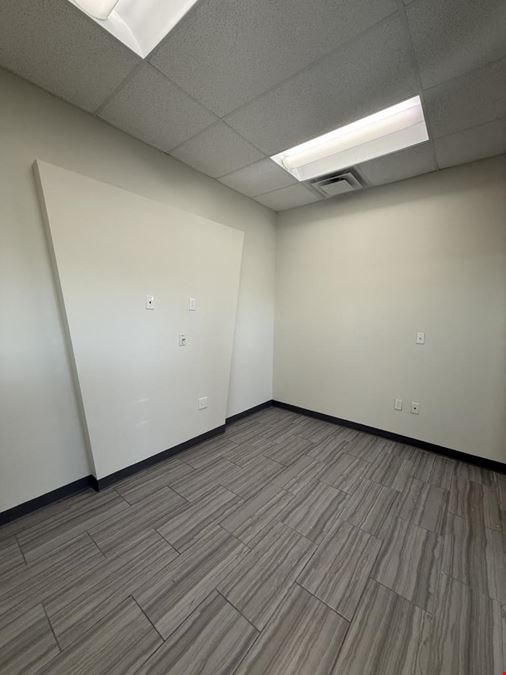 10420 Montwood