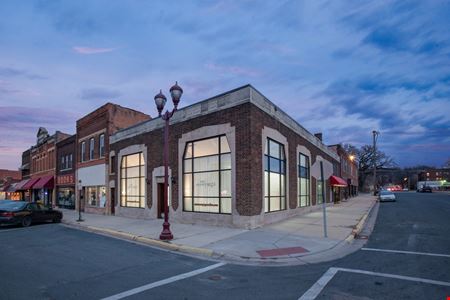 Preview of commercial space at 635 S Front St