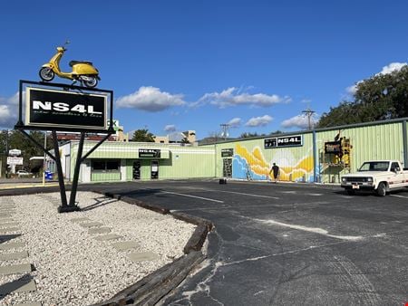 Preview of Retail space for Rent at 633 NW 13th St