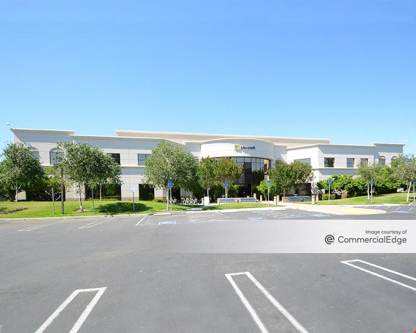 1288 Pear Ave