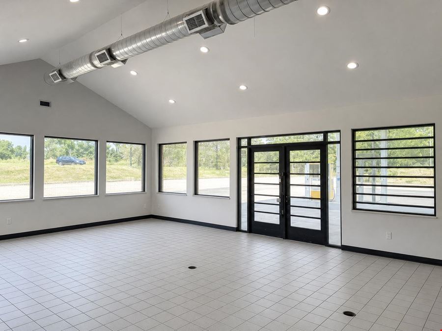 Plymouth/Ford Road Free Standing Food/Retail for Lease