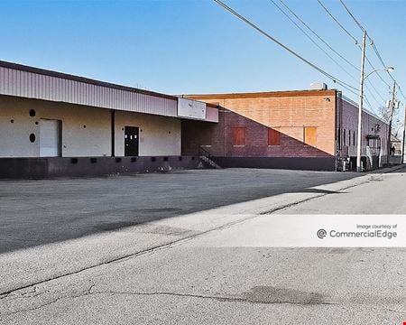 Preview of Industrial space for Rent at 68 N Gale St