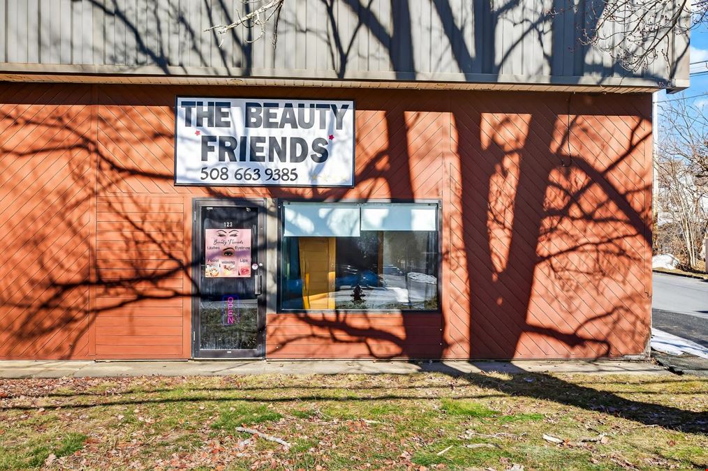 123 S Main St, Athol