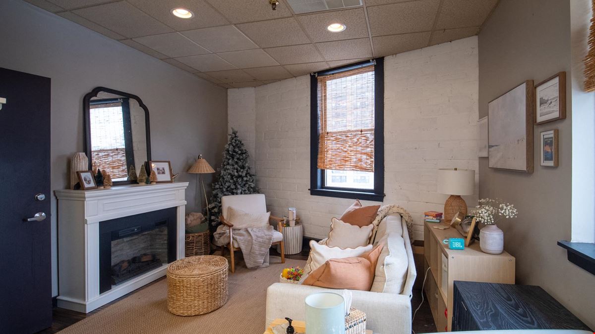 The 300 1st Historic Suites