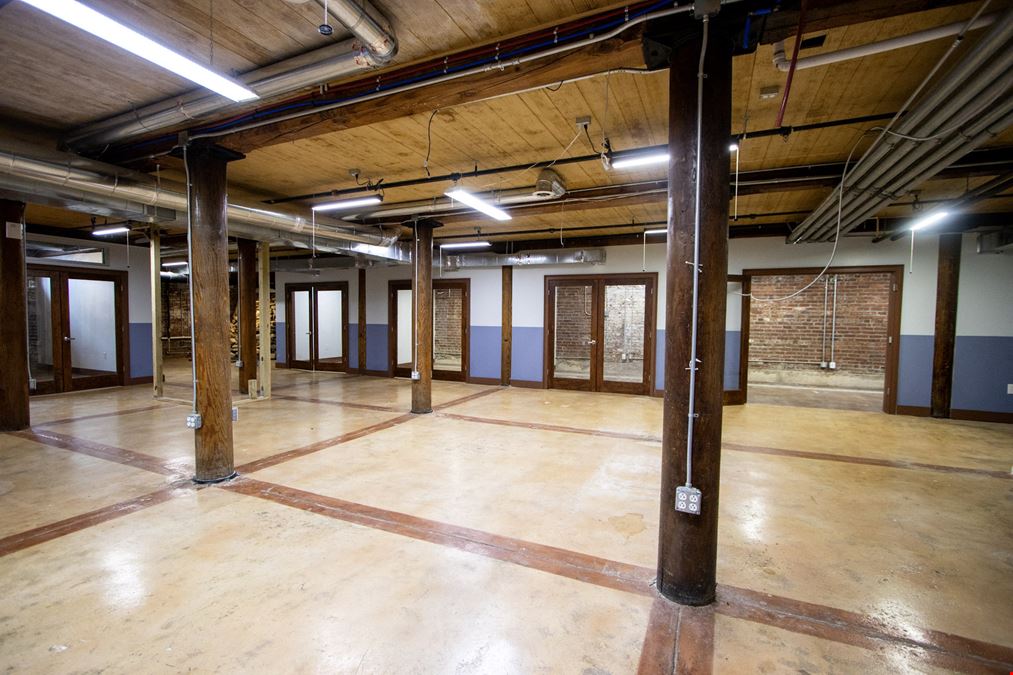 Suite 400 | 912 Lady St