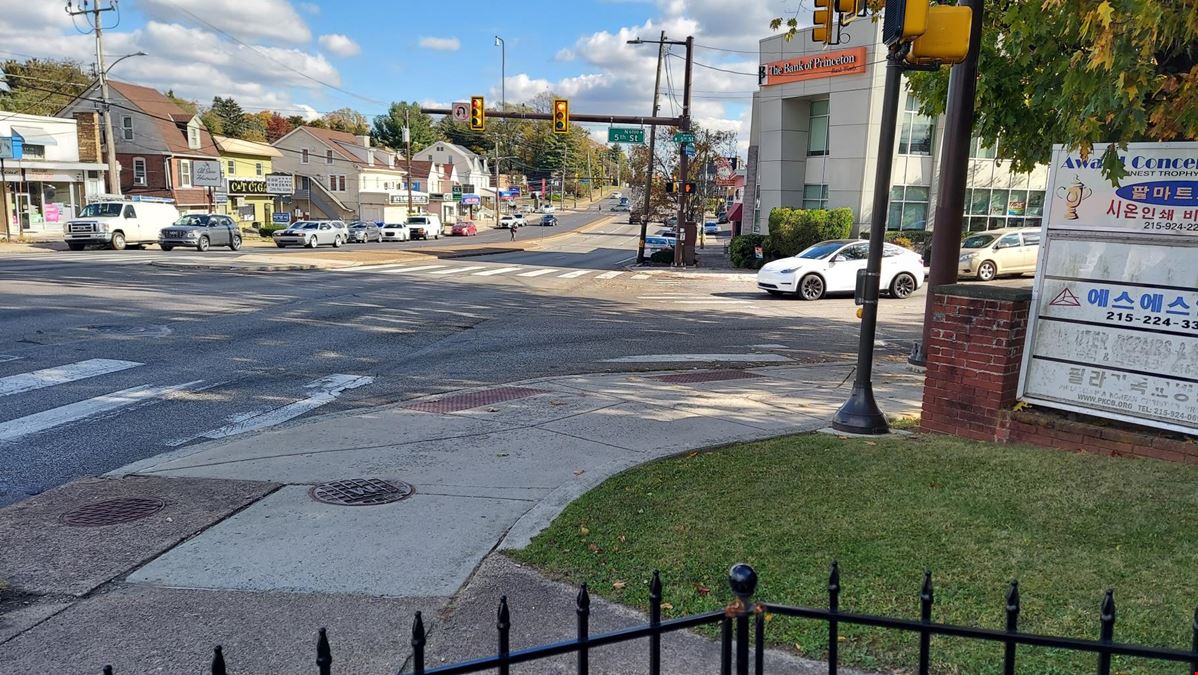 500 W Cheltenham Ave
