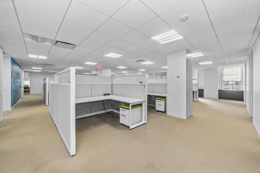 7 Penn Plaza