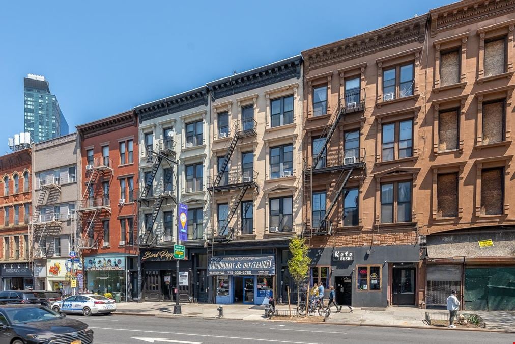 259 Flatbush Ave