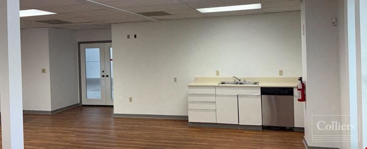 ±2,100 to ±5,090 SF Flex Space Located off William Hilton Parkway