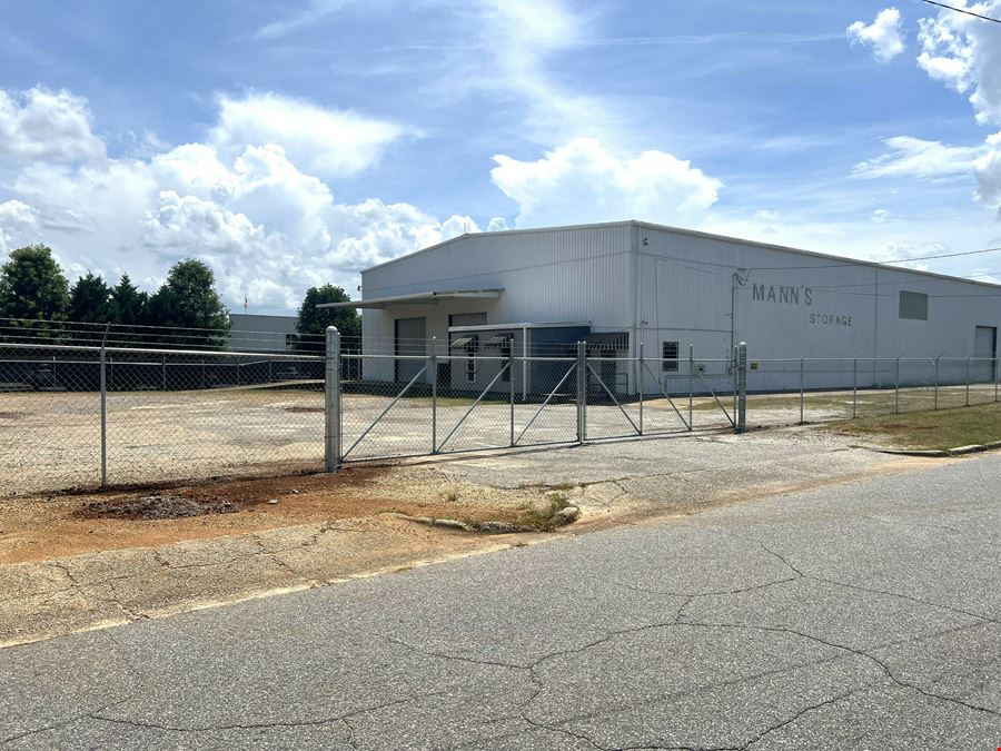 Albany Commercial Center