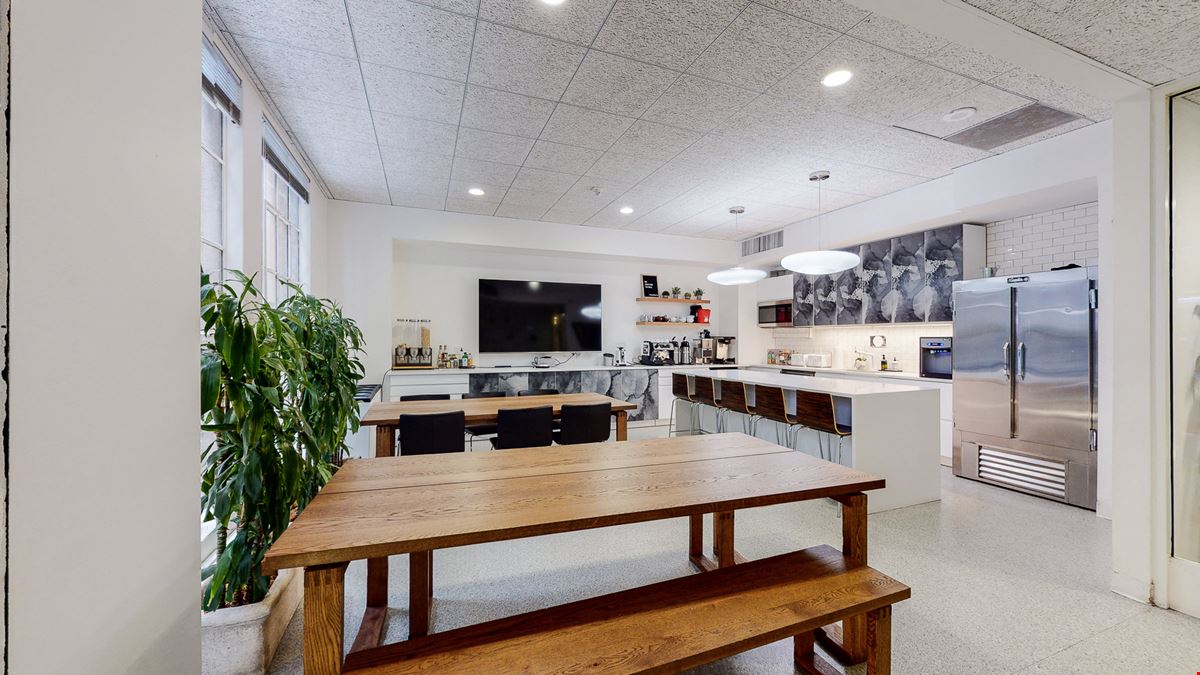 Creative Sublease Available