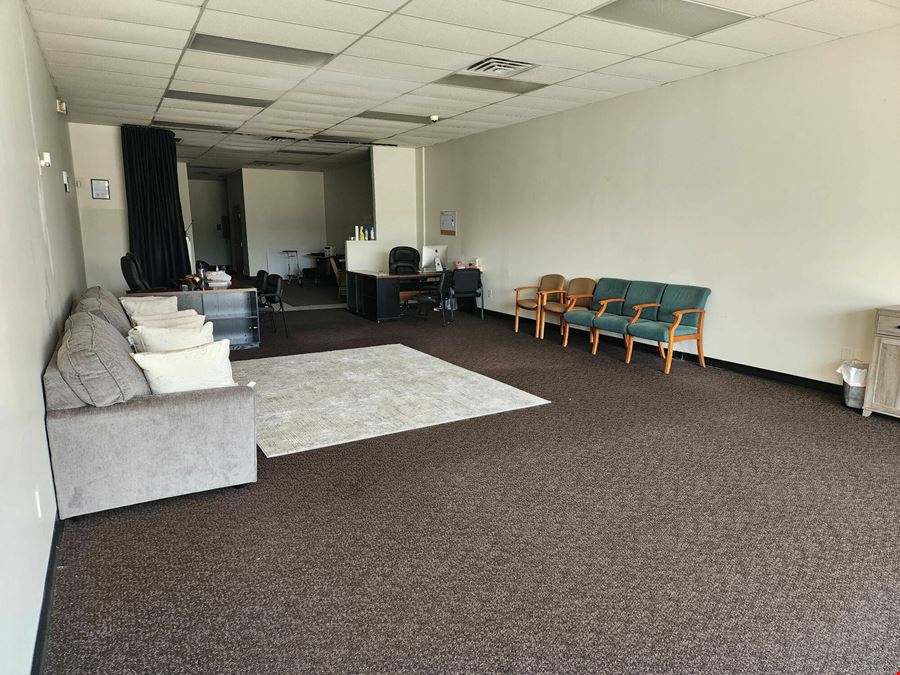 1122 West Holmes Road, Suite 18