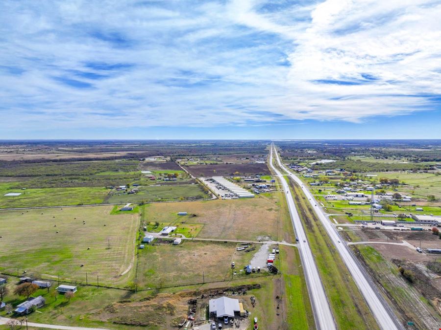 5069 E US Highway 175, Kaufman, TX