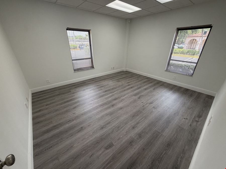 1785 SF Suite 107 Professional and Medical Office Space