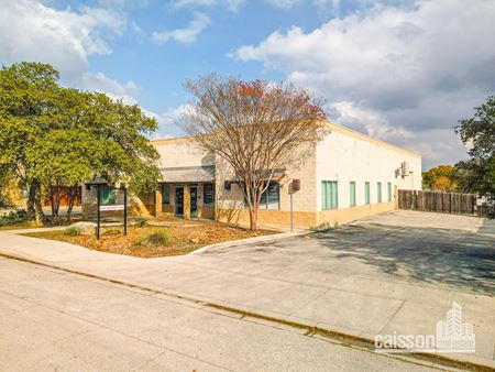 Preview of Commercial space for Rent at 16018 University Oak