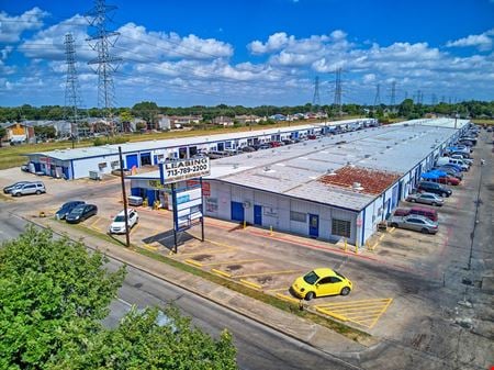Preview of commercial space at 11450 Bissonnet St
