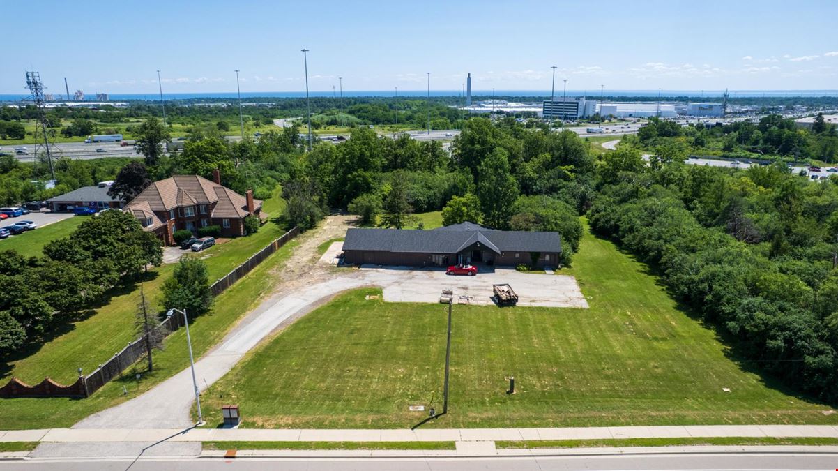 2078 Upper Middle Road East, Oakville