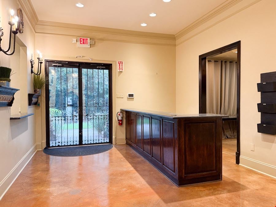 Former Dermatology Clinic Near LSU