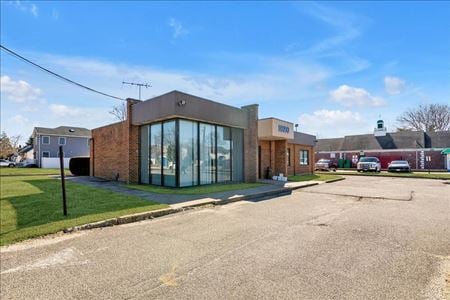 Preview of commercial space at 1620 Front Street