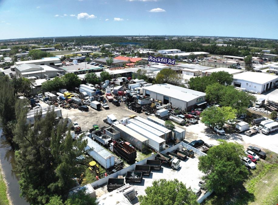 Industrial Outside Storage with Service Building For Lease