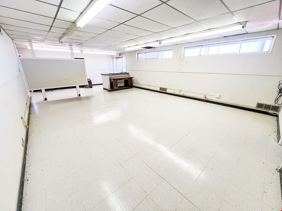 2601 E HWY 80, Bldg. A