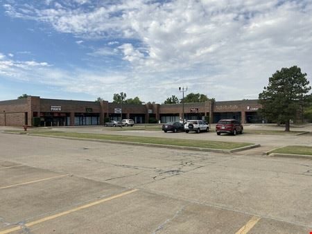 Preview of commercial space at 9904 NE 23rd St & N. Post Road