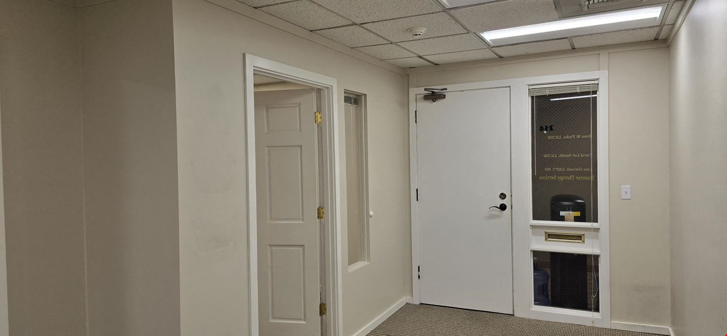 Nine Lake Bellevue - Unit 214+216