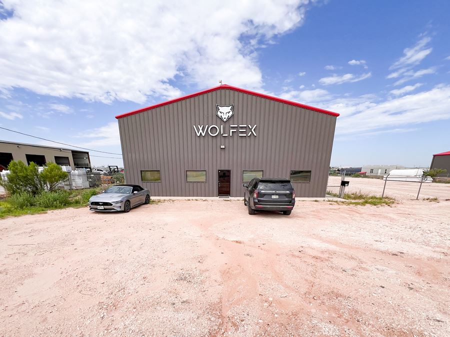 3719, 3719A & 3719B N. County Road 1148