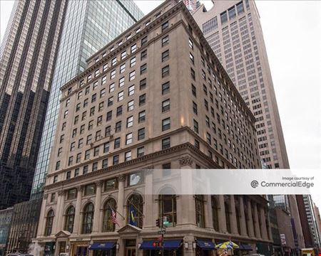 Preview of commercial space at 711 5th Avenue