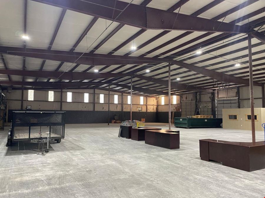 12337 E 1st St - Industrial