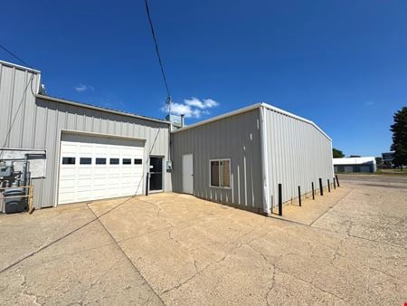 Preview of Industrial space for Rent at 2812 Memorial Hwy