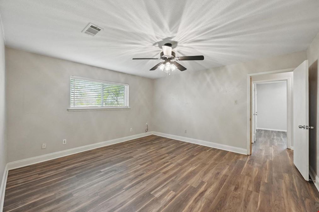 4,079 Flex Space for Lease