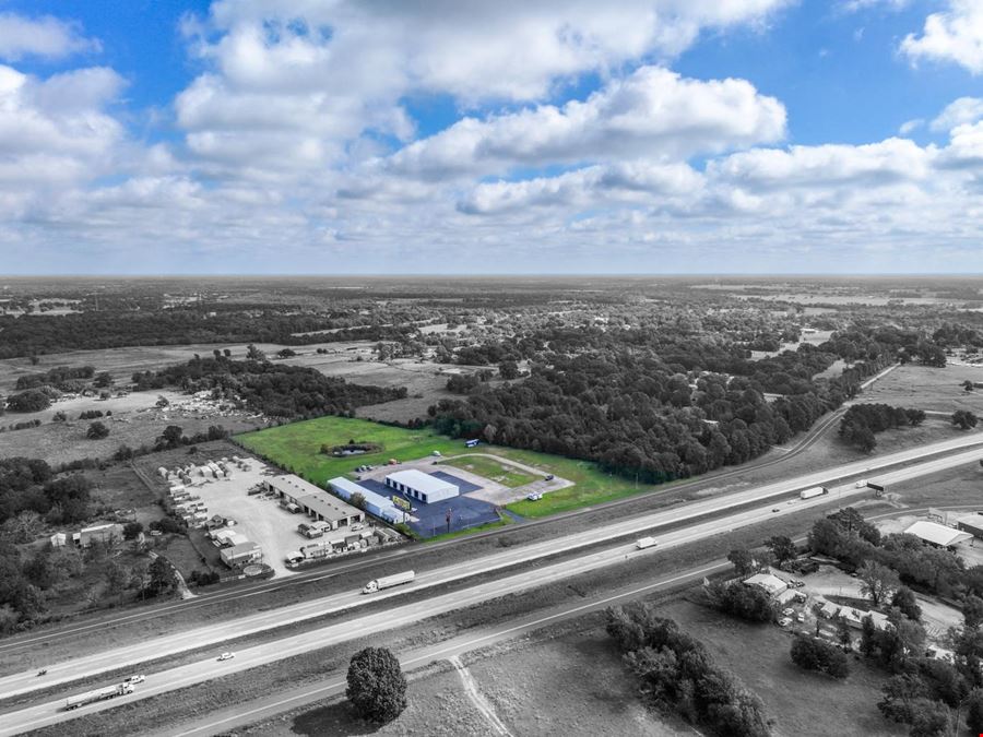Flex Space for Sale in Wills Point
