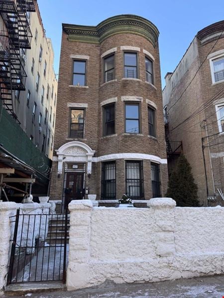 Preview of Multi-Family space for Sale at 907 Summit Ave