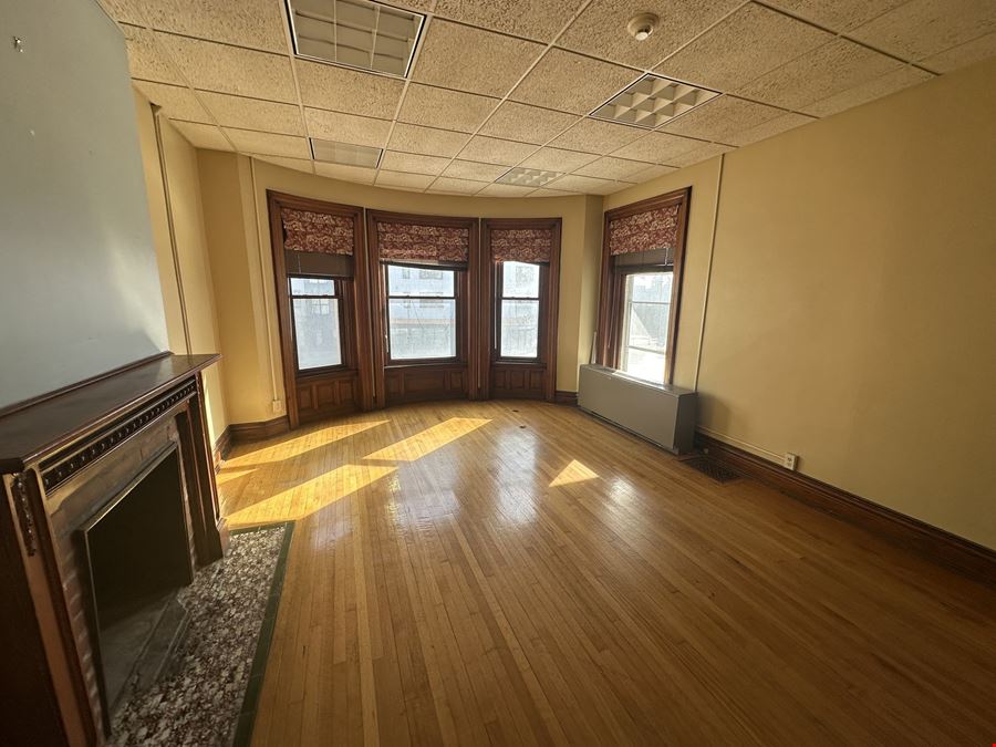 1160 Main St - 8700 +/- SF Office Building