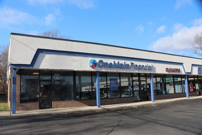 Preview of Retail space for Rent at 2 West Grand Avenue