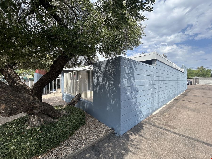 506 E Camelback Rd