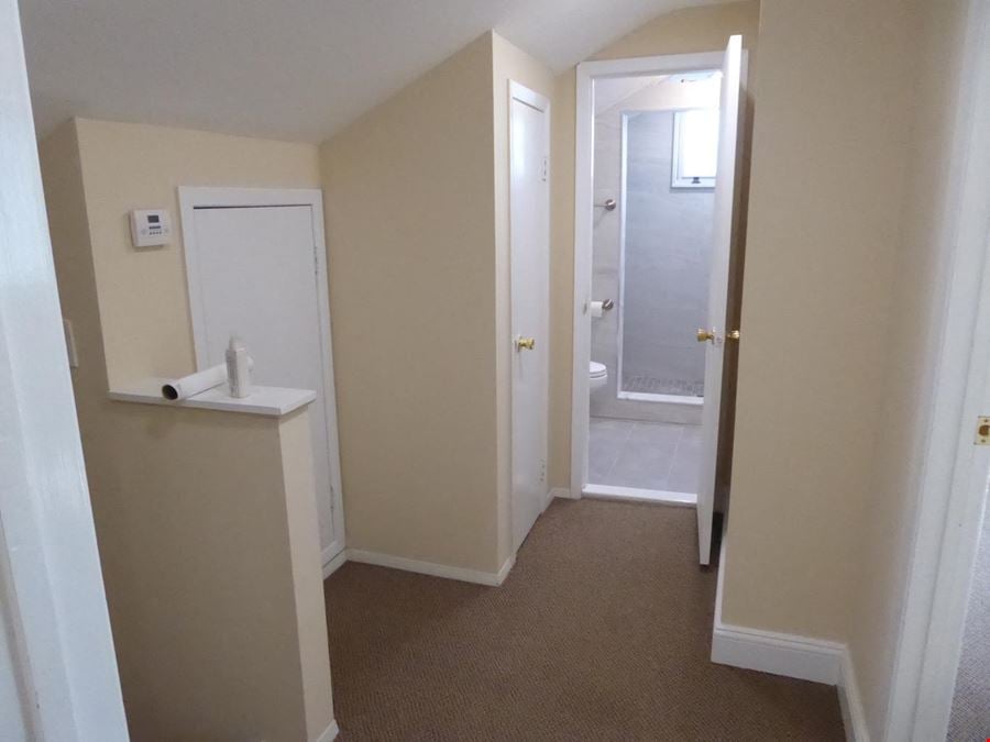 122 Forest Ave Glen Cove