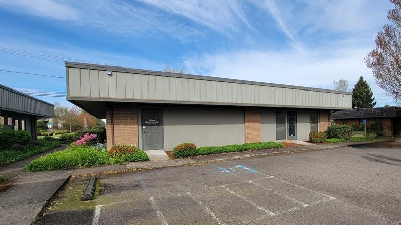 Preview of Office space for Rent at 412 Lancaster Dr NE